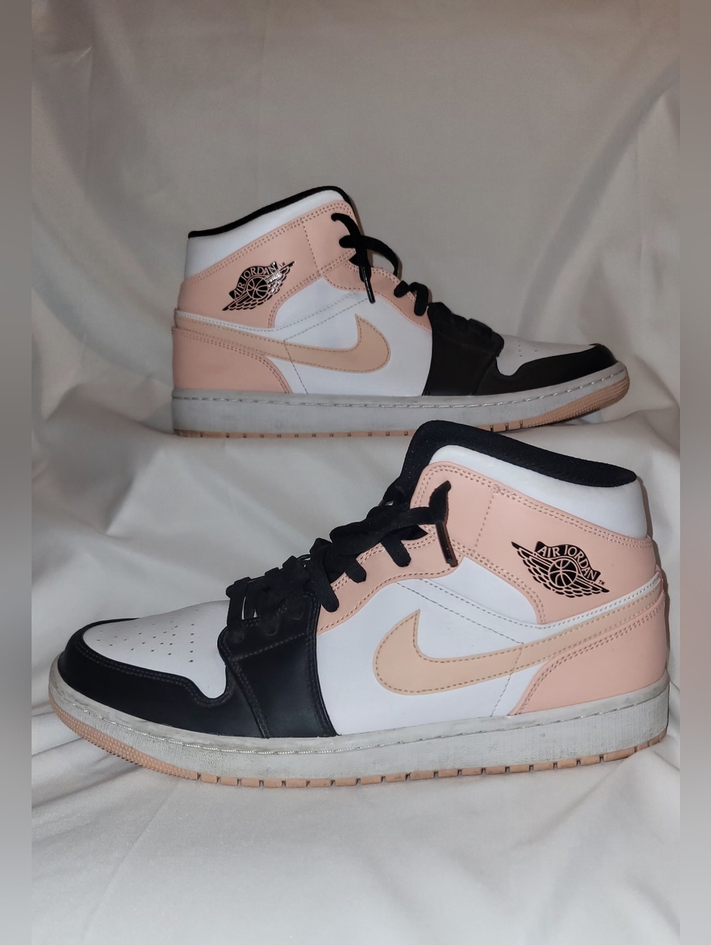Mens Nike Air Jordan 1 Mid "Crimson Tint"